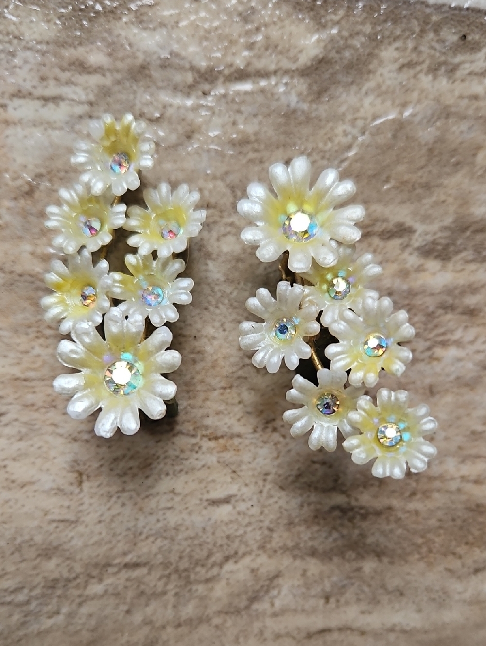 Vintage Floral Bouquet Design Clipon Earrings